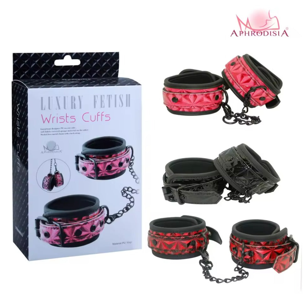 Wholesale BDSM handcuffs with exquisite retail packaging